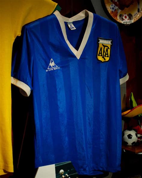 La Venta De La Camiseta De Maradona Del Partido La Mano De Dios En