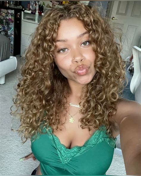 Pin By Ayonahs Pins On Hair In 2025 Blonde Curly Hair Colored Curly Hair Highlights Curly Hair