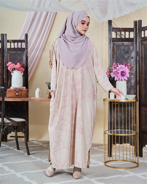 Kaftan Batik Sultanah Mulya Nude Pink Kualiti Designer Harga Luarbiasa