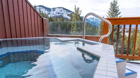 14 Amazing Hotels In Banff With Private Hot Tubs & Jacuzzis