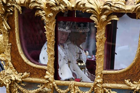 Nowo koronowany król Karol III przyjął przysięgę wierności