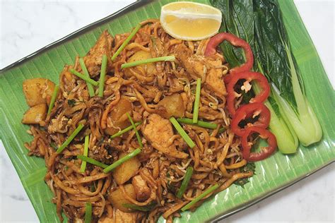 Mee Goreng Mamak Mamak Style Stir Fried Noodles Amcarmen S Kitchen