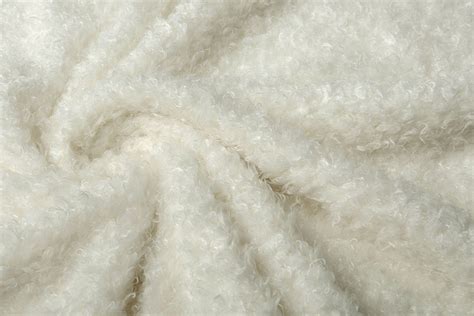 Wavy Curly Teddystoff Creme Yes Fabrics