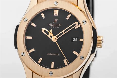 Hublot Classic Fusion 42mm 18ct Rose Gold Black Rubber 542ox1180lr