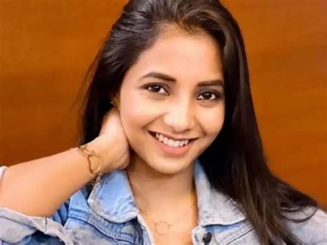 Utkarsha Pawar Wiki Ruturaj Gaikwad Wife Age Biography Husband