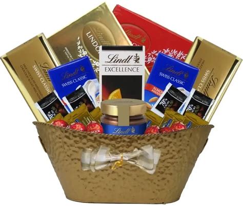 Lindt gift basket Montreal Montpetit Créations