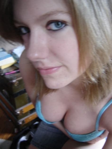 Blonde Coed Teen Strips Off Indoors And Posing For The Camera Porn Pictures Xxx Photos Sex