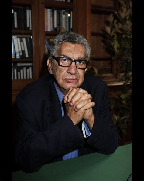 Photo Antoine Sfeir Au Salon Du Livre De Verneuil Sur Avre Le Juin