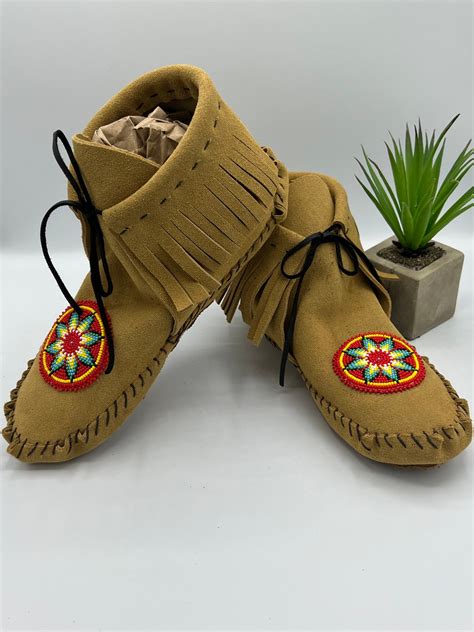 Native American Style Short Boot Moccasins With Fringe Handmade With Beaded Rosette And Genuine