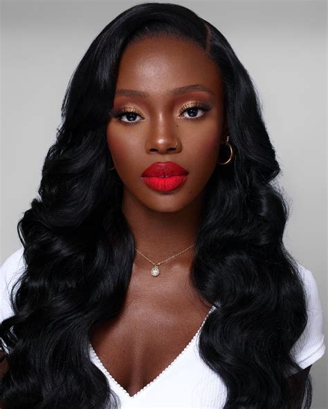 Red Lipstick On Dark Skin Brown Girls Makeup Red Lips Makeup Look