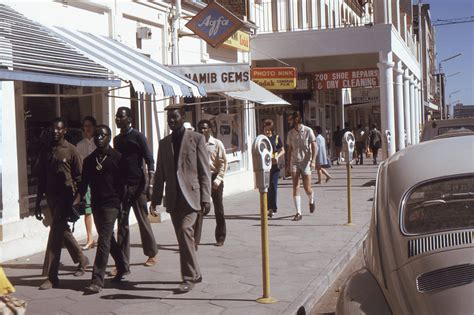 Street view in Kitwe - Copperbelt of Northern Rhodesia (late 50's) : r ...