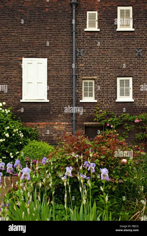 House, city, museum, architecture, garden Stock Photo - Alamy