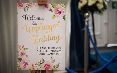 Wedding Welcome Signs Ideas For A Perfect First Impression Zola