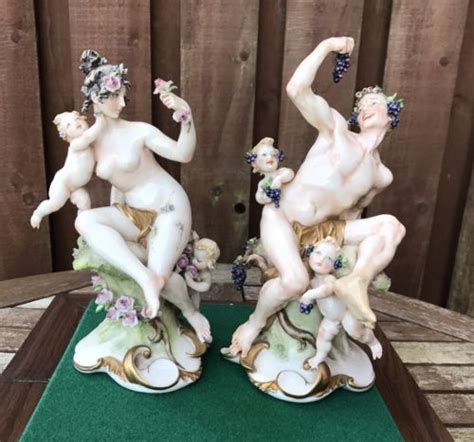 FINE CAPODIMONTE FIGURES OF LADY AND GENTLEMAN WITH CHERUBS BY GIUSEPPE