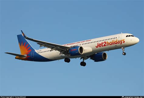 G SUND Jet2 Airbus A321 251NX Photo By Tomas Milosch ID 1506768