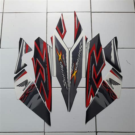 Striping Motor Stiker Honda Supra X 125r 2011 Full Hitam Merah