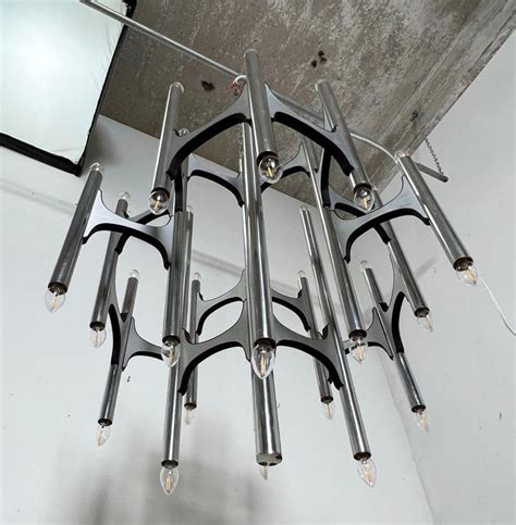 Sculptural 36 Bulb Chandelier By Gaetano Sciolari For Lightolier Ca