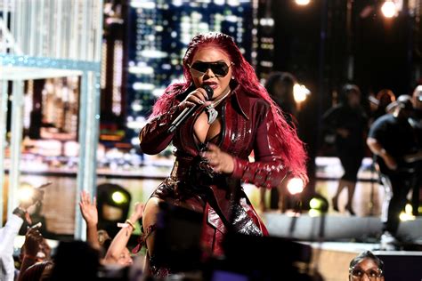 Megan Thee Stallion S Hot Girl Summer Is The Meme Of The Moment