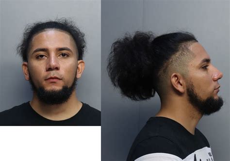 Hidalgo Reyes Jose Ramses 01 26 2023 Miami Dade County Mugshots Zone