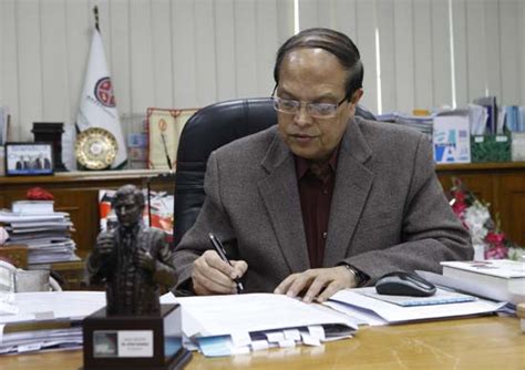 Governor says Bangladesh Bank works for all not a certain quarte