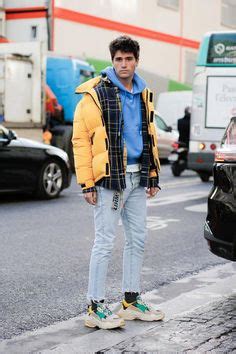 13 Balenciaga triple s outfit ideas | triple s outfit, balenciaga ...