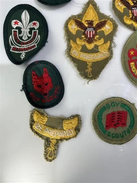 LOT INSIGNES TISSUS Scouts Scoutisme Boy Scout EUR 10 00 PicClick FR