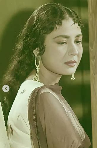 Meena Kumari बचपन से लेकर अंतिम समय तक मीना कुमारी की जिंदगी में हुई कई ट्रेजेडी प्यार में भी