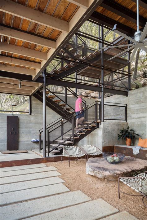 Lake Flato creates vertical waterfront home in rural Texas Mini Chalet, Granite Coffee Table ...