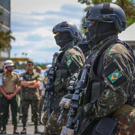 Imagem Do Exercito Brasileiro - Foto Do Exercito Brasileiro - NAZAEDU