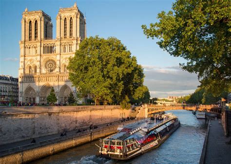 The 6 Best Seine River Cruise in Paris, France for 2024