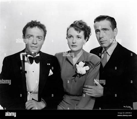 Peter Lorre Mary Astor And Humphrey Bogart Posed Publicity Portrait In