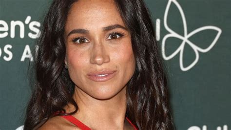 Meghan Markle Sans Le Prince Harry Apparition Impr Vue Dans Une Robe