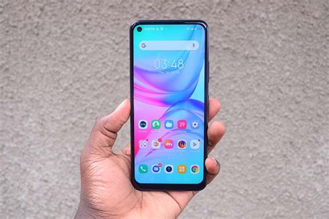 Infinix Hot Unboxing Specifications And Price In Uganda