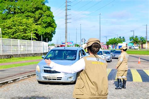 Maio Amarelo Smtt Realiza Blitz Educativa Condutores De Ve Culos