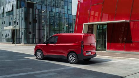 Ford Transit Courier Debuts As All New European Compact Van