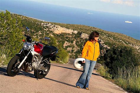 Yamaha FZ6 Naked Autocity