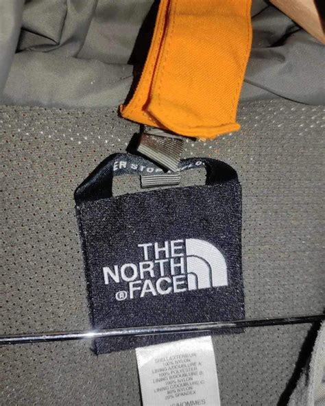 TNF Hyvent (Waterproof), Men's Fashion, Coats, Jackets and Outerwear on ...