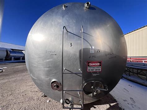 Refurbished 7 000 GALLON MUELLER TANK For Sale At Dairy Engineering