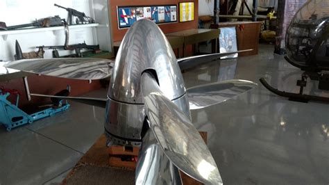 Interesting Aircraft — Rolls Royce Griffon and 2 propeller assemblies