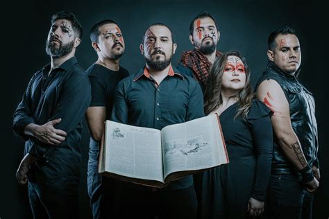 Banda chilena Bríselas lanza su nuevo disco iRock CL