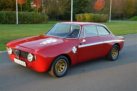 1970 ALFA ROMEO GIULIA SPRINT GTAM Fabricante ALFA ROMEO PlanetCarsZ