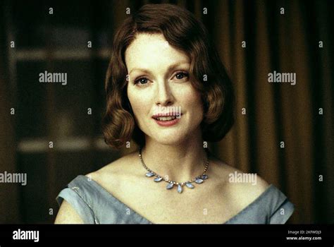 JULIANNE MOORE, THE HOURS, 2002 Stock Photo - Alamy