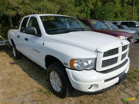 2004 Bright White Dodge Ram 1500 SLT Quad Cab 4x4 67900964 Photo 14