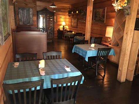 Gallery | Trailhead Steak and Trout House