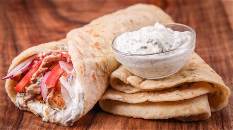 Super Easy And Tasty Greek Pita Bread Recipe With Fillings Youtube