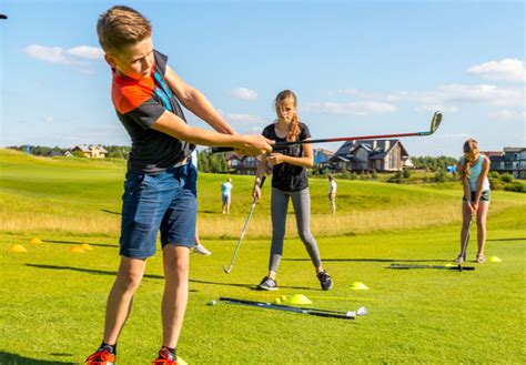 Научиться играть | Завидово - Гольф