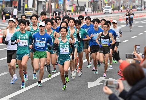 青山学院大5人入賞「箱根駅伝最強」に偽りなし―高知龍馬マラソン2023 高知新聞