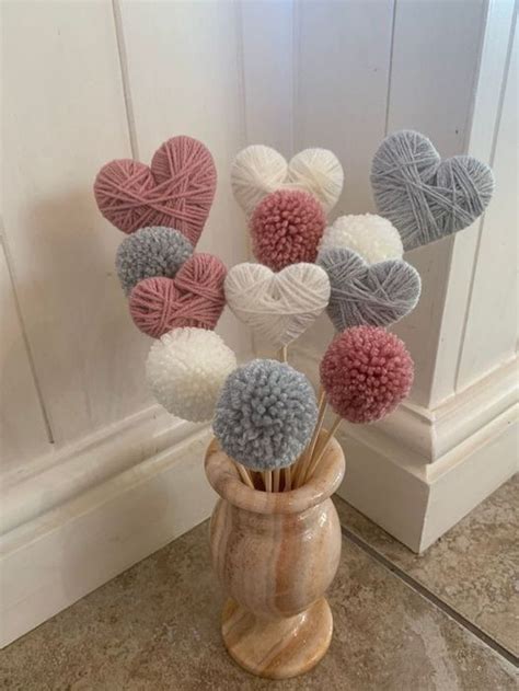 Pin On Brza Spremanja In Valentine Crafts Pom Pom Crafts Diy