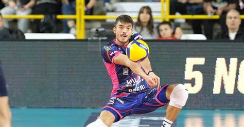 Volley Modena Federici Contro Perugia Difficile Ma Non Impossibile