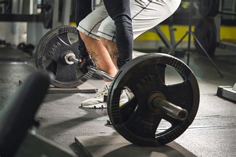 How to Deadlift: A Four-Step Guide | TrainHeroic